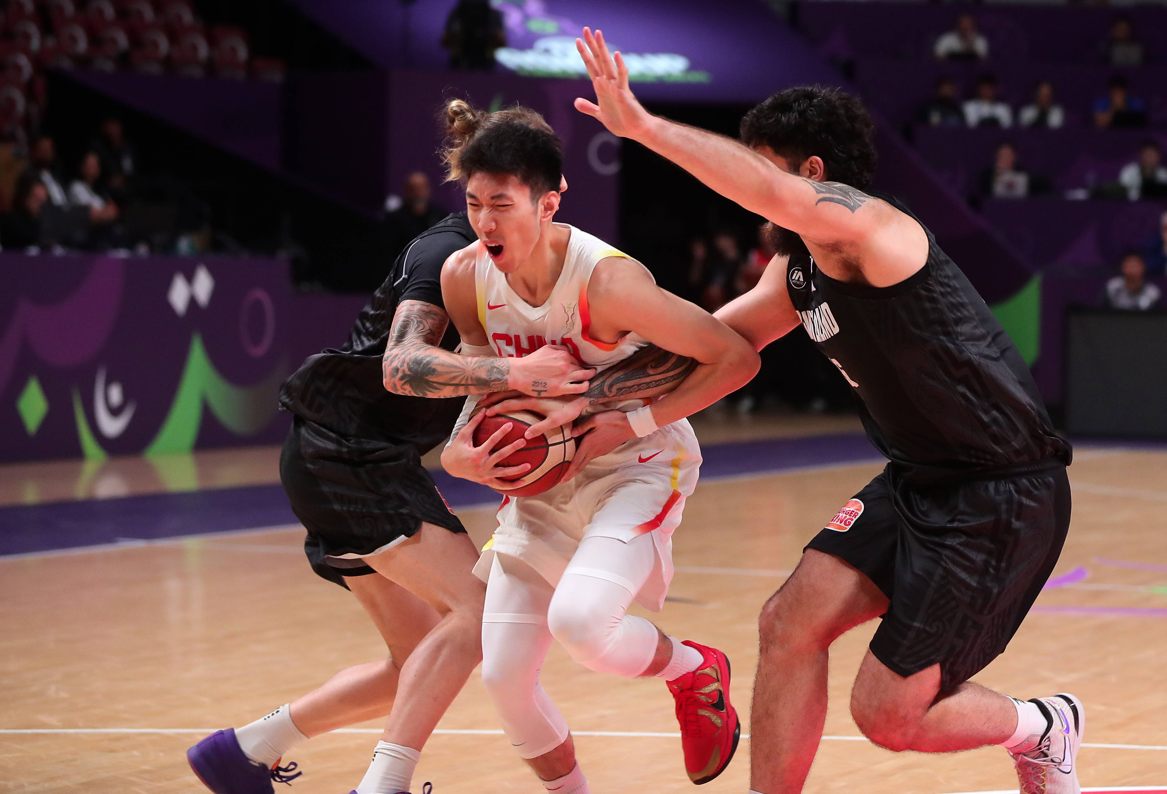 九游官网首页-包含欧篮联国际比赛日走向成谜,金州勇士豪取连胜,质疑声仍在,医务组通报恢复的词条