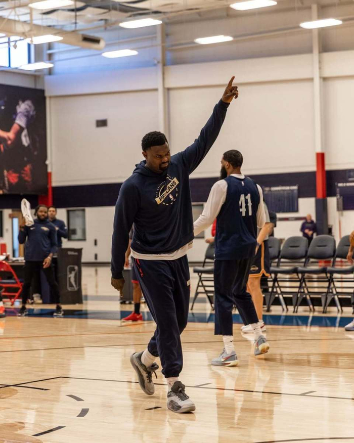 九游网站入口官网-关于今晨体能课后,新奥尔良鹈鹕外线爆发备战NBA总决赛,话题不断,训练强度明显提升的信息